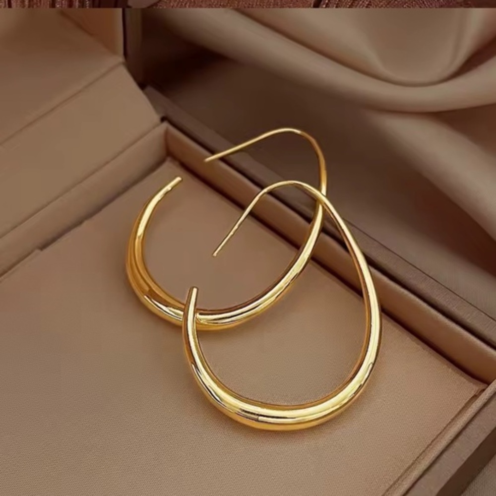 New .925 18k Gold Overlay Earrings